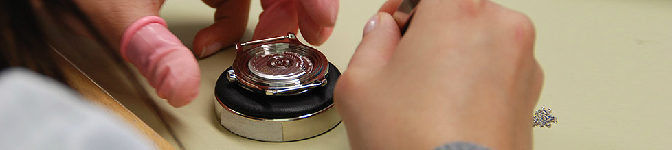 劳力士表专修电话（劳力士更换表耳）