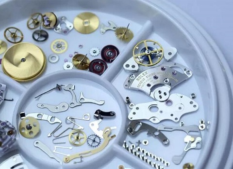 劳力士售后电话服务（劳力士发条不紧）